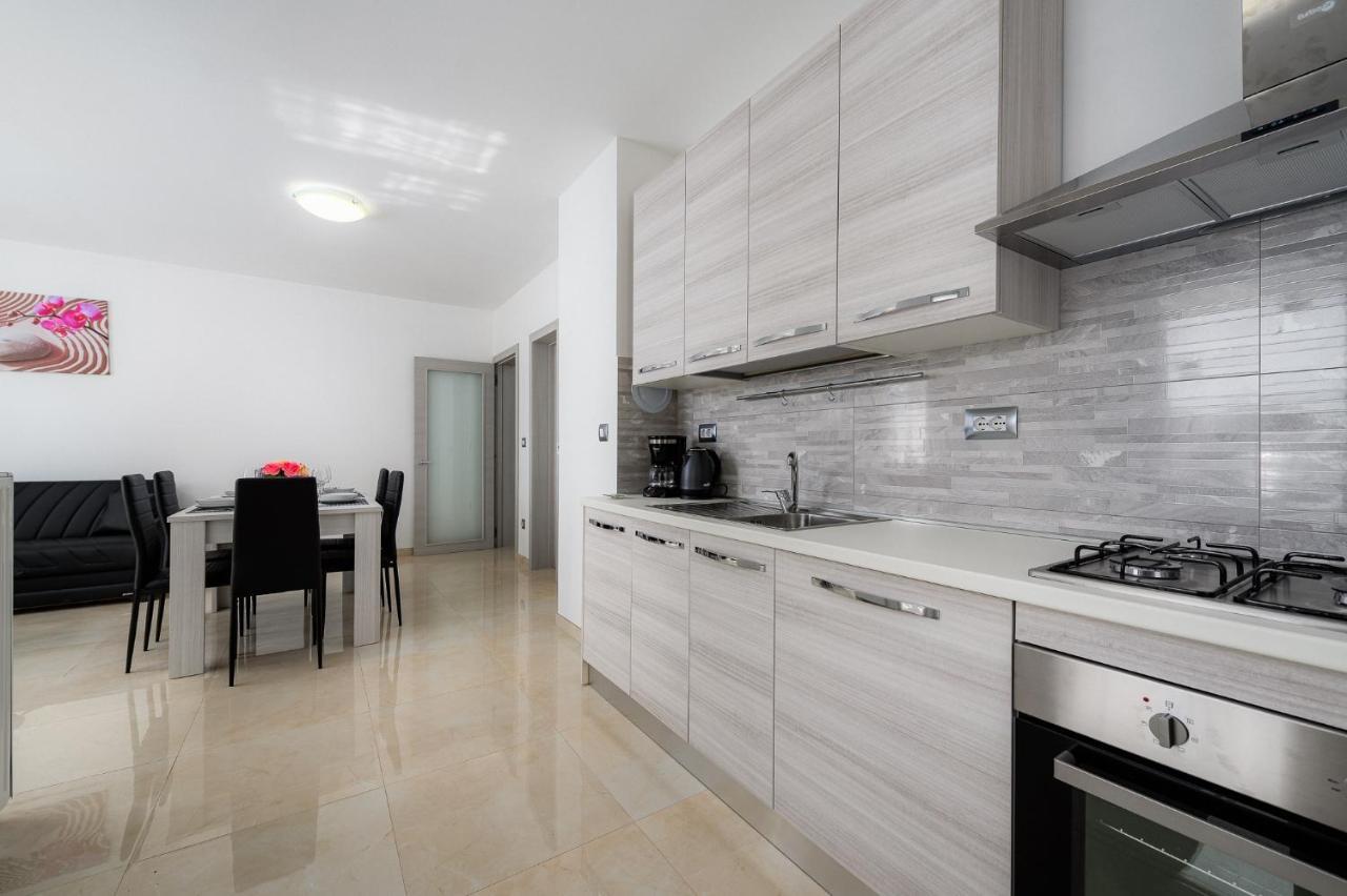 Stancija Amoroso Porec Apartments Eksteriør billede