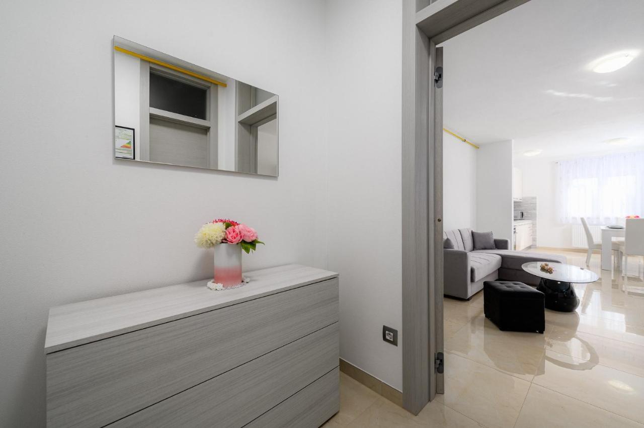 Stancija Amoroso Porec Apartments Eksteriør billede