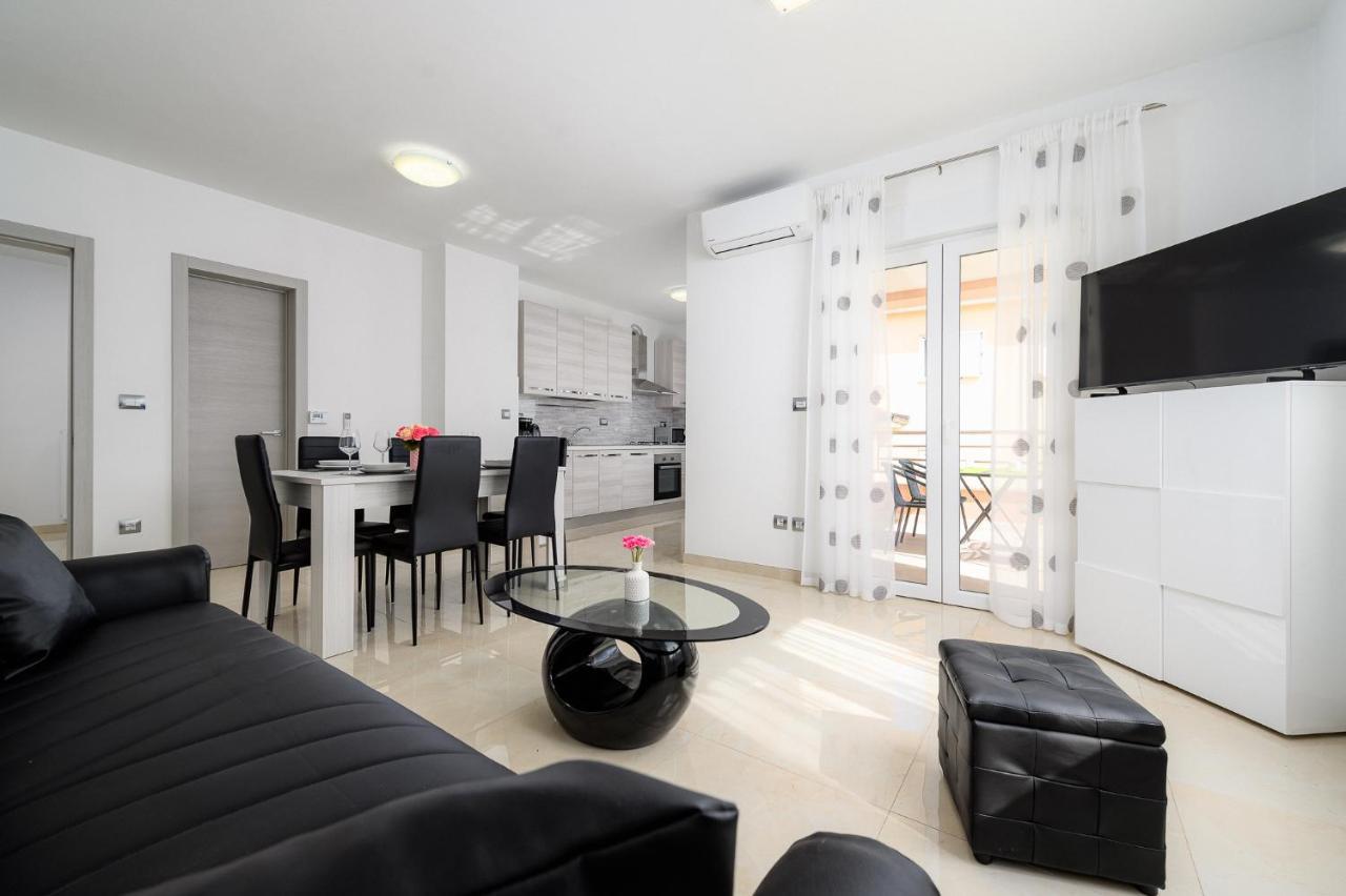 Stancija Amoroso Porec Apartments Eksteriør billede
