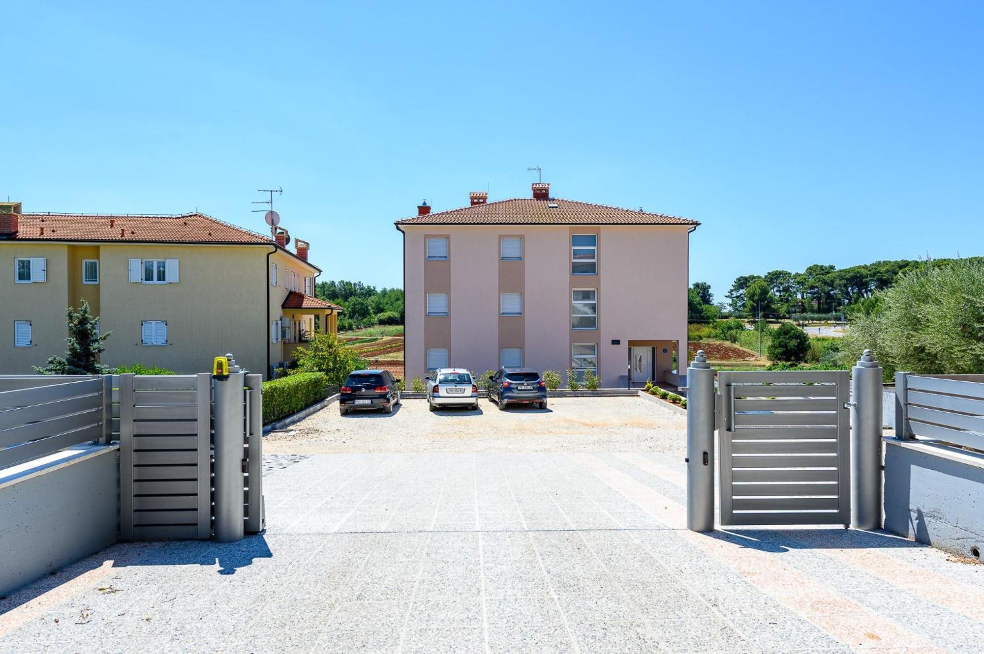 Stancija Amoroso Porec Apartments Eksteriør billede